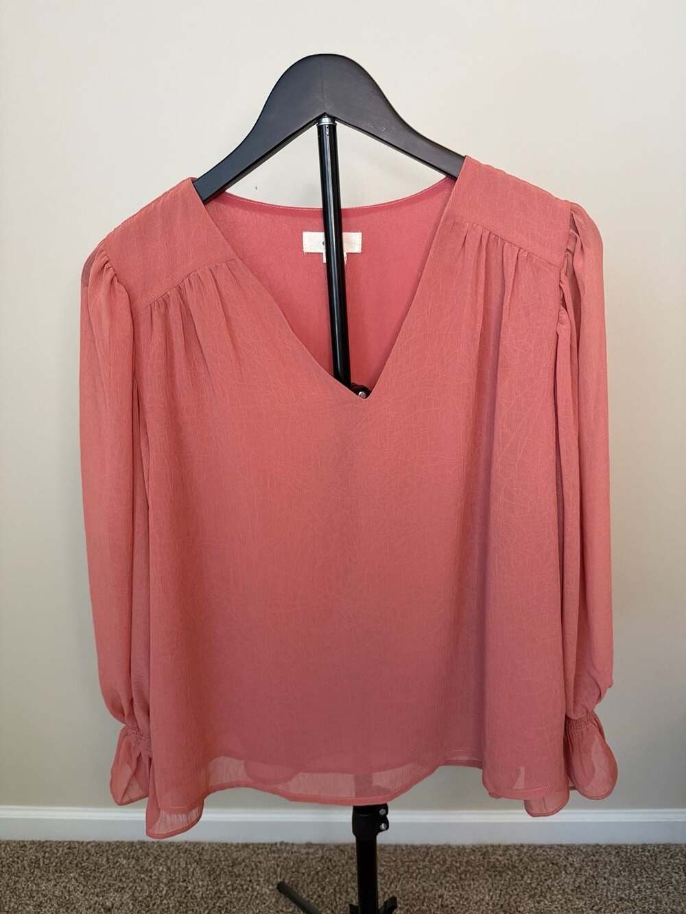 Entro Pink V-Neck Smocked‎ Ruffle Cuff Blouse Size S